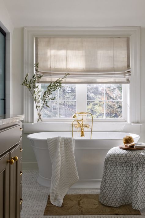 FAIRWAY CAPE COD - Collected Living Design Wainscoting Around Windows Bathroom, Cape Cod Master Bath, Cape Cod Style Bathroom, Roman Shades Bathroom Master Bath, Classic Traditional Bathroom Design, Bathroom Roman Shade, Cape Cod Bathroom Ideas, Cape House Interior Design, Cape Cod House Interior Ideas