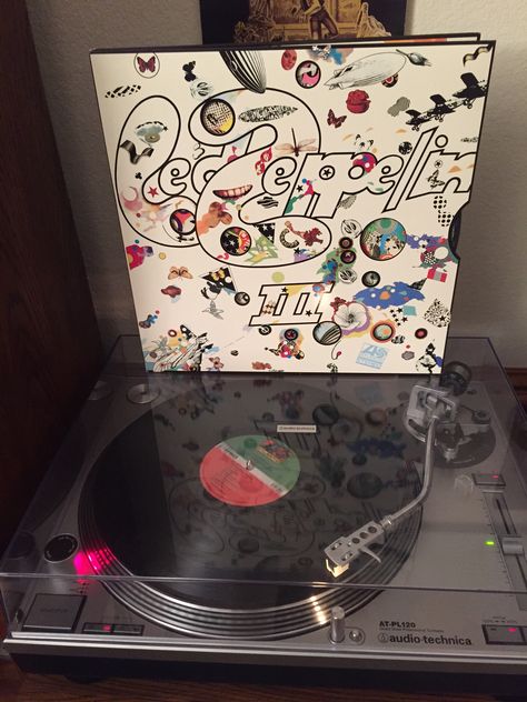 Led Zeppelin, Led Zeppelin Vinyl, Led Zeppelin Iii, Cd Aesthetic, Led Zepplin, Vinyl Cd, Atlantic Records, Pinball Machine, Cassette Tapes