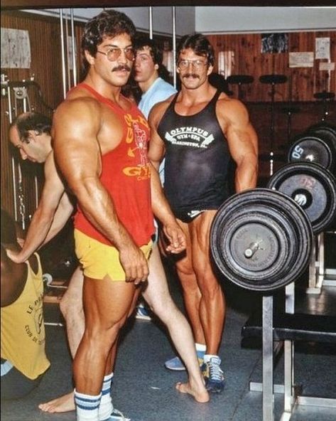 Tumblr, 80s Gym Outfit, 80s Workout Outfit, Mike Mentzer, Outfit Male, Retro Fitness, Aesthetics Bodybuilding, 80s Workout, Workout Pics