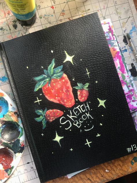 Sketchbook Covers Painted, Sketch Book Cover Painting Ideas, Kawaii Sketchbook Cover, Cover Drawings Sketchbook, Front Page Sketchbook, Sketch Book Decoration Cover, Sketches Book Cover, Sketchbook Cover Drawing, Cute Sketch Book Cover Ideas