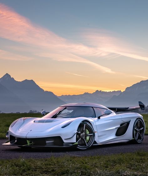 Exotic Sports Cars, Koenigsegg One1, Image Joker, Koenigsegg Jesko, Lexus Lfa, Bmw X7, Luxury Sports Cars, New Sports Cars, Geneva Motor Show