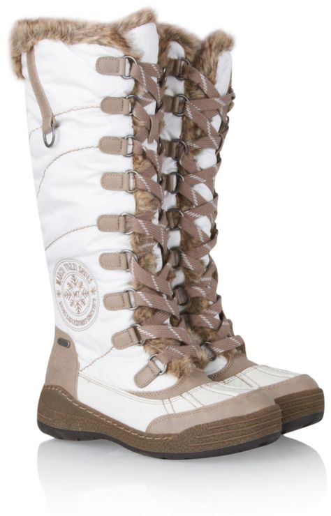 Ski Chic, Apres Ski Boots, Ski Outfits, Ski Bunny, Ski Style, Apres Ski Style, Apres Ski Party, Ski Bunnies, Ski Boot