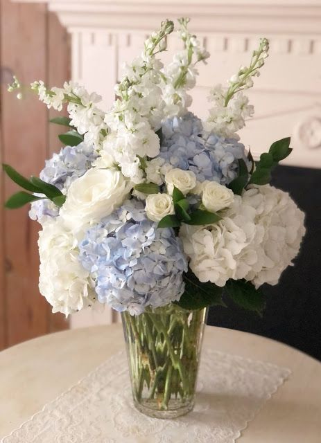 Hydrangea White Rose Bouquet, Costal Wedding Centerpieces, Diy Classic Wedding Decor, Light Blue Grad Party Decorations, Blue And White Bridal Shower Cake, Wedding Summer Flowers, Blue Floral Bridal Shower Decorations, Coastal Bridal Bouquet, Light Green And Blue Wedding