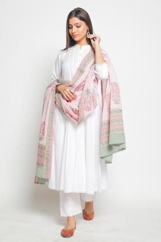 Badla Work, Cotton Kurta Set, Kurta Palazzo Set, Desi Fashion Casual, Simple Kurti Designs, White Flares, Indian Dresses Traditional, Kurta Palazzo, Anarkali Kurta