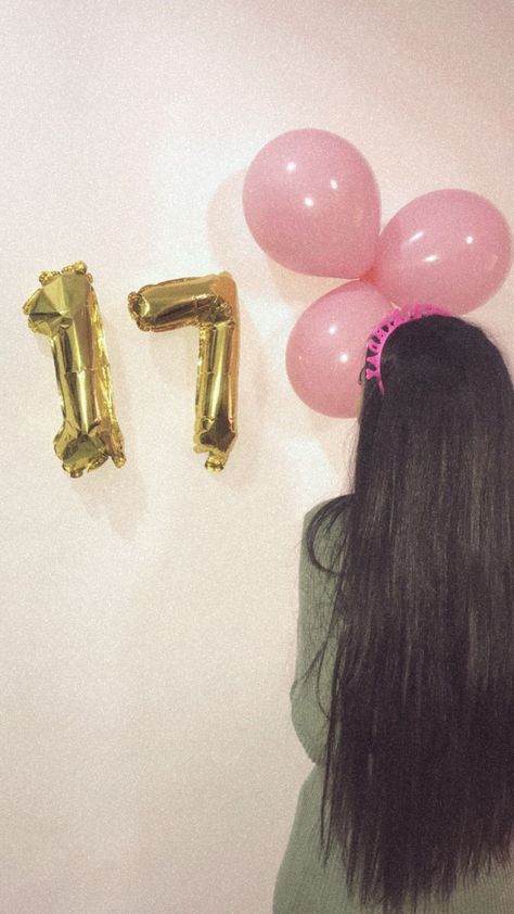 Birthday صور عيد ميلاد 17 Best Friend Birthday Outfit Ideas, Hello 17 Birthday, Birthday Astethic, Happy Birthday 17, Hello 17, Birthday Dp, Birthday 17, Happy Birthday Clip, Kids Style Hair