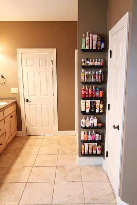 I like this – it almost makes it look like a salon or spa! Organize Overflowing Bathroom Beauty Products with Crown Molding Shelves @ DIY Home Ideas Bathroom Organisation, Crown Molding Shelf, Cleaning House, Diy Casa, Crown Molding, Tips Tricks, Bathroom Organization, Farrow Ball, Diy Bathroom