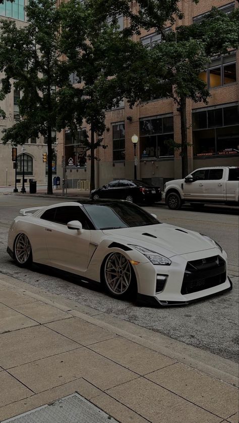 Nisan Gtr, Gtr Wallpaper, Nissan Gtr 35, Skyline Gtr R35, Nissan Skyline R35, Nissan Gtr Wallpapers, Gtr 35, Gtr Nissan, Gtr Car