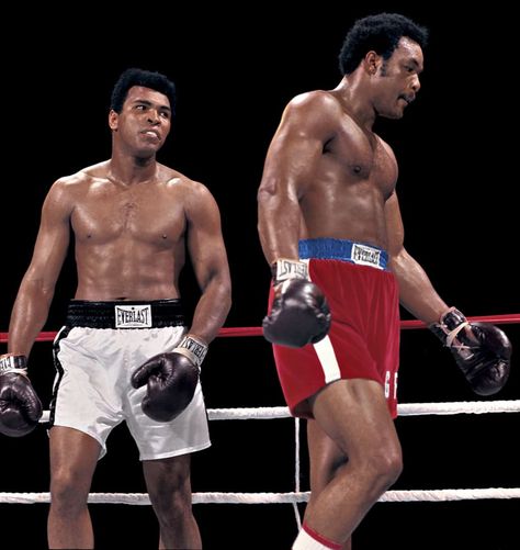 Muhammed Ali Clay, George Foreman Boxing, Chuck Wepner, Larry Holmes, Bulls Wallpaper, Muhammad Ali Quotes, Boxing Images, Mohamed Ali, Muhammed Ali