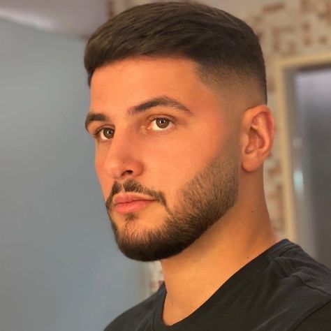 10 Italian Beard Styles for the Fashion-Forward Man 3 Very Short Hair Men, Crew Cut Hair, Men Fade Haircut Short, French Crop, Short Hair With Beard, Short Fade Haircut, Mens Beard Grooming, Mens Hairstyles Fade, Beard Styles Short