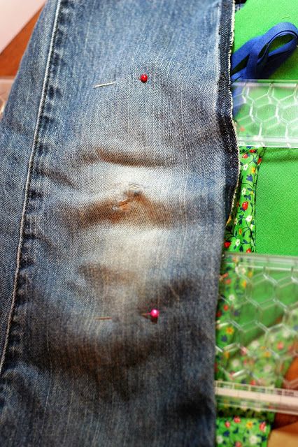 Patching Holes In Jeans Knees, Patch Knees In Jeans, Patching Knees In Jeans, Patching Holes In Jeans, Holes In Jeans, How To Patch Jeans, Holey Jeans, Machine Jeans, Patch Hole