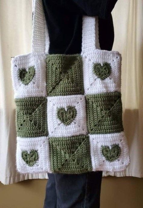 Desain Tote Bag, Crochet Fairy, Beginner Crochet Tutorial, Crochet Design Pattern, Crochet Clothing And Accessories, Kawaii Crochet, Crochet Handbags Patterns, Trendy Crochet, Beginner Crochet Projects