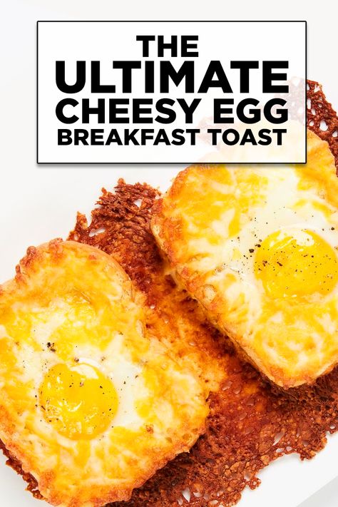 Looking for the best, easiest and cheesiest breakfast? You found it with this crowd-pleasing Cheesy Egg Breakfast Toast. Cheesy Egg Toast, Toast Recipe Breakfast, Breakfast Recipies, Cheesy Eggs, Breakfast Specials, Brunch Drinks, Breakfast Bites, Egg Toast, Breakfast Toast