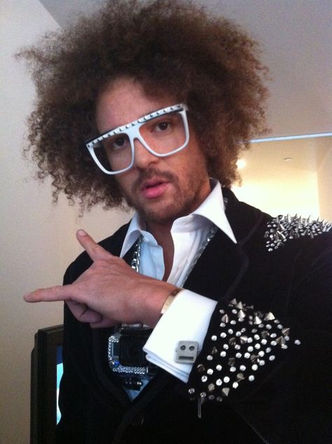 #redfoo formerly of #lmfao rocking his #custom @casey @ f. is for frank #cufflinks at the #2013 #grammys #style #fashion Cufflinks, Style Fashion, 2000s Celebs, Redfoo Lmfao