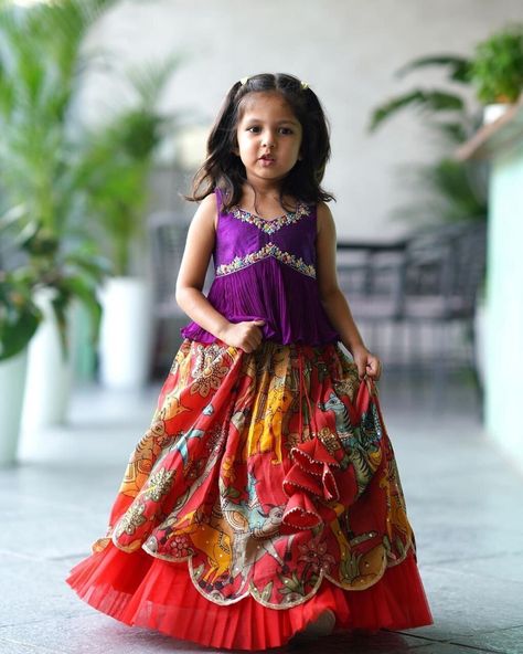 Kids Lehangas Designs Latest, Kalamkari Lehenga For Kids, Traditional Frocks For Kids, Kalamkari Dresses For Kids, Baby Traditional Dress Indian, Kids Lehanga Design Indian Dresses, Kids Traditional Wear Indian, Traditional Dress For Baby Girl, Kids Ethnic Wear Indian