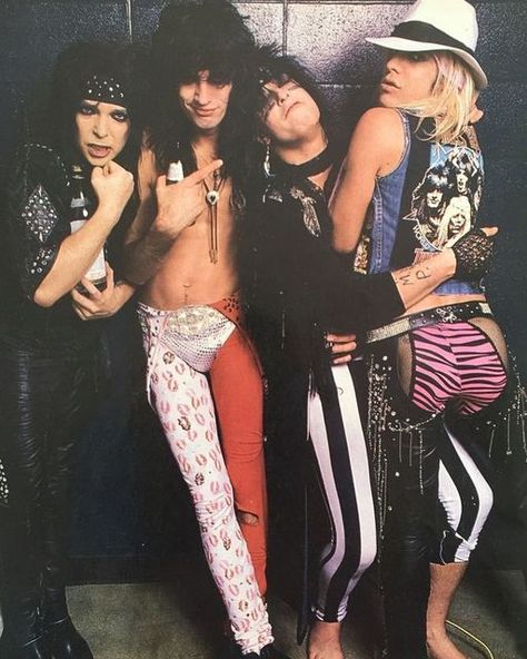 Glam Metal Fashion, 80s Groupie Fashion, 80s Groupie, 80s Heavy Metal, Hair Metal Bands, Vince Neil, Motley Crüe, Rock Of Ages, Band Pictures