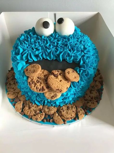 25 Creeptastic Halloween Party Food Ideas for Kids - Delishably Cookie Monster 2nd Birthday Boy, Party Food Ideas For Kids, Tårta Design, Food Ideas For Kids, Halloween Party Food Ideas, Cookie Monster Cake, Frosting Cake, Cookies Party, Resipi Kek