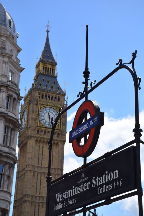 Uk Flag Aesthetic, Westminster Station, Study In London, England Aesthetic, London Vibes, Partly Cloudy, London Dreams, London Baby, London Aesthetic