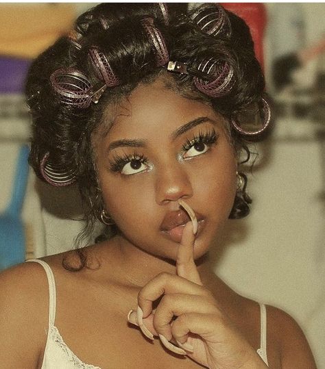 Hair rollers y2k 90’s style hairstyles black girl black woman clean cute nails pink Vintage Americana Coquette, Americana Coquette, Black Girlhood, Hairstyles Design, Black Empowerment, Black Photography, Vintage Black Glamour, Black Femininity, Roller Set