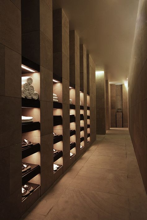 Spa Center Aesthetic, Spa Shower Design, Spa And Wellness Design, Spa Center Architecture, Luxury Wellness Spa, Wellness Center Interior Design, Wellness Spa Aesthetic, Spa Asethic, Luxury Spa Design Interiors