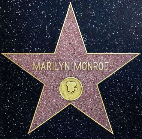 Norma Jean, Estilo Marilyn Monroe, Sunset Boulevard, Marilyn Monroe Art, Hollywood Boulevard, Old Hollywood Stars, Marylin Monroe, Hollywood Walk Of Fame Star, Hollywood Legends