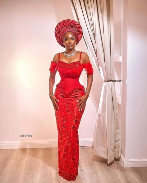 Wedding Guest Dress Nigeria, Asoebi Styles Lace Traditional Weddings, Doja Henshaw, Asoebi Styles Lace, Nigerian Bridesmaid Dresses, Asoebi Dress, Nigerian Traditional Dresses, Asoebi Lace Styles, Chic Workwear