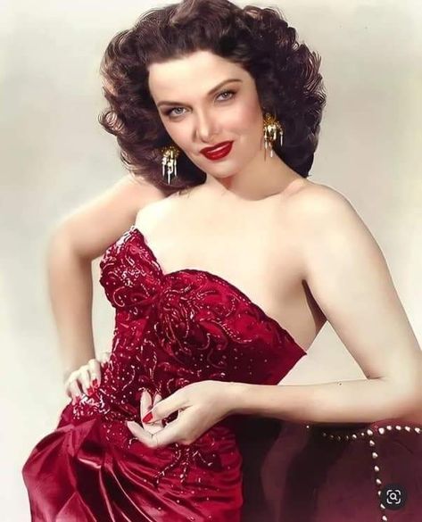 Ava Gardner, Tumblr, 1950s Beauty, 50s Women, Classic Hollywood Glamour, Jane Russell, Vintage Hollywood Glamour, Vintage Black Glamour, Retro Girls