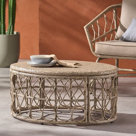 Add a little something to your outdoor space with a centerpiece that is sure to impress. Our impressive coffee table brings together a stunning wicker weave and looped design to offer a charming boho touch for your decor. Modern Coffee Table Styling, Wood Coffee Table Living Room, Table Centerpieces For Home, Wicker Coffee Table, Outdoor Coffee Table, Rattan Coffee Table, Coffee Table Dimensions, Table Decor Living Room, Home Coffee Tables