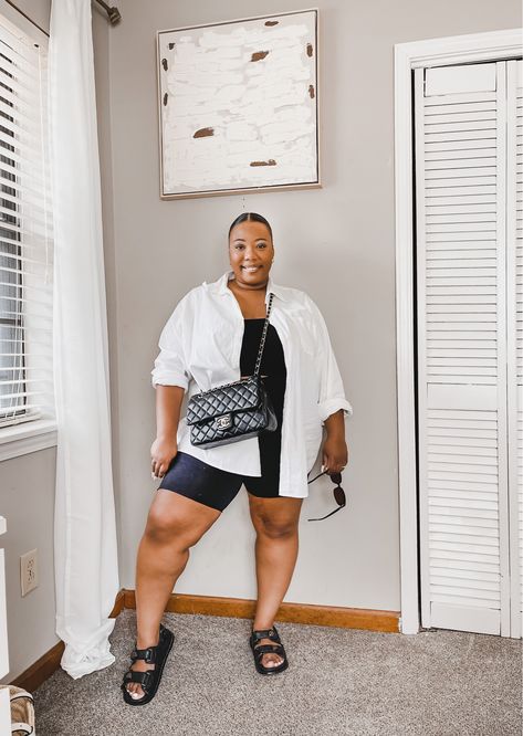 Casual Summer Outfits Black Women Plus Size, Summer Outfits 2023 Fashion Trends Curvy, Black Woman Comfy Outfit, Cute Hot Weather Outfits Plus Size, Plus Size Errand Outfits Summer, Plus Size Mum Outfit, Plus Size Activewear Outfit, Shorts Outfits Plus Size Summer, Plus Size Spring Summer Outfits