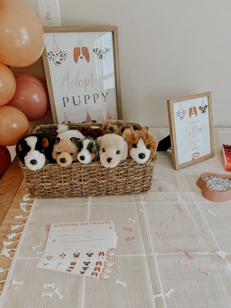 Dog Themed 2nd Birthday Party Ideas, Pup Themed Birthday Party, Dog Party Aesthetic, Cat And Dog First Birthday Party, Puppies First Birthday Party, 1st Birthday Party Dog Theme, 2nd Dog Birthday Party, Non Themed Birthday Party, 3rd Birthday Puppy Theme