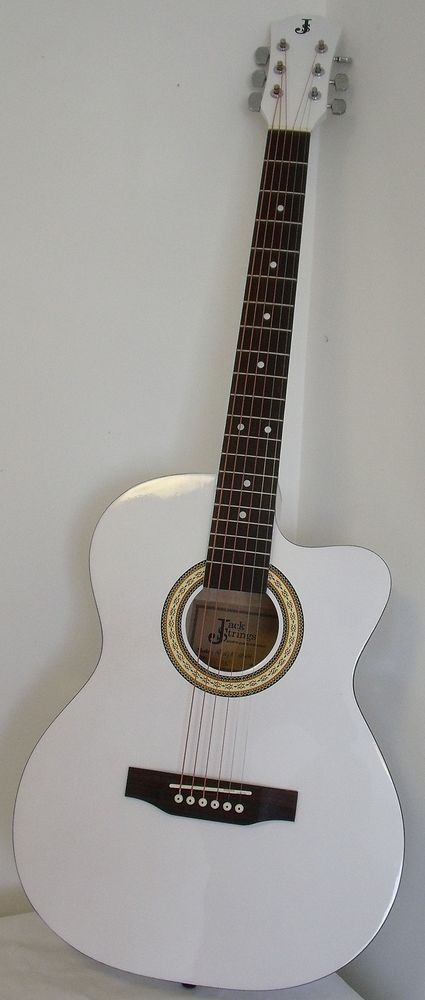 Gitar Vintage, Vintage Guitars Acoustic, Acoustic Guitar Art, Custom Acoustic Guitars, Acoustic Guitar For Sale, Guitar Boy, Acoustic Bass Guitar, Instruments Art, Guitar Obsession