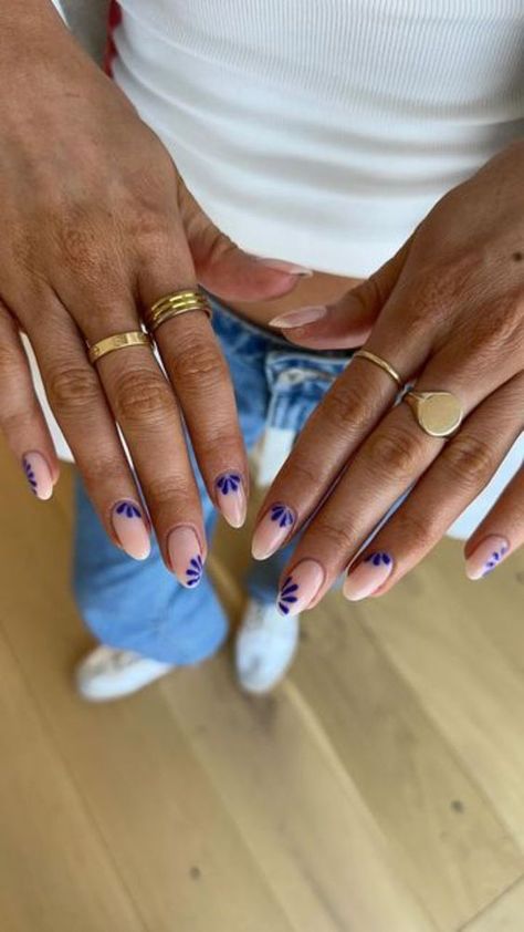 Nail Inspiration Summer, Summer French Nails, Summer Nail Inspiration, Short Nails Summer, Nails Inspiration Summer, Nail Appointment, Short Gel Nails, Summery Nails, Work Nails