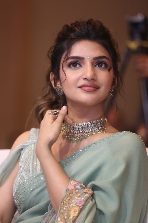 Sreeleela Sreeleela Saree, Sreeleela Actress, Sreeleela Photos, Shree Leela, Success Celebration, Sree Leela, Saree Stills, Saree Photos, Tamanna Bhatia