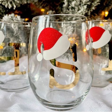 High-Demand Christmas Crafts to Sell This Year