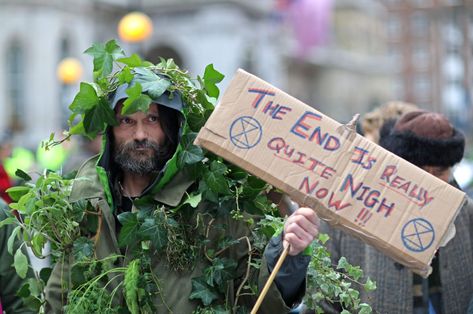 Public pressure led to a $6 trillion divestment from fossil fuels. Photo by REUTERS/Simon Dawson Extinction Rebellion, Rene Descartes, California Wildfires, Environmental Concerns, Environmental Conservation, Destroyer Of Worlds, Oil Industry, Family Roots, Cooking With Olive Oil