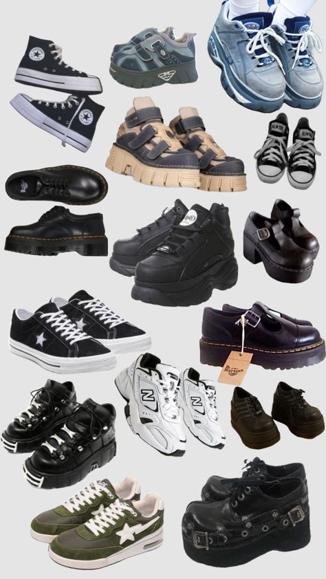 shoes ⋆⁺₊⋆ ☾ ⋆⁺₊⋆ ☁︎ Cute Grunge Shoes, Y2k Emo Shoes, Emo Shoes Men, Y2k Grunge Shoes, Metalhead Shoes, Yk2 Shoes, Shoes Design Drawing, Shoes Aesthetic Outfit, Grunge Shoes Aesthetic