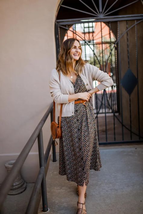 Floral Dress and Cardigan Cropped Cardigan With Dress, Mid Dress Outfit, Cardigan With Dress Outfit, Cardigan Over Dress Outfit, Long Dress With Cardigan, Summer Dress With Cardigan, Midi Dress With Cardigan, Dress With Cardigan Outfit, Dress Cardigan Outfit