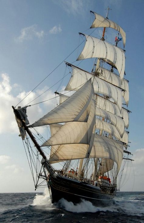 Underway Ship Photo, Navi A Vela, Old Sailing Ships, Clipper Ship, Tall Ship, Sailing Vessel, Alaska Cruise, Sail Away, Pirate Ship