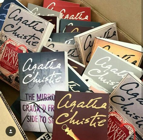 Cozy Mysteries, Cozy Mystery Book Aesthetic, Cozy Bookshelf, Reading Boards, Agatha Christie Books, Book Bucket, Cozy Mystery Book, Art And Literature, Mystery Book