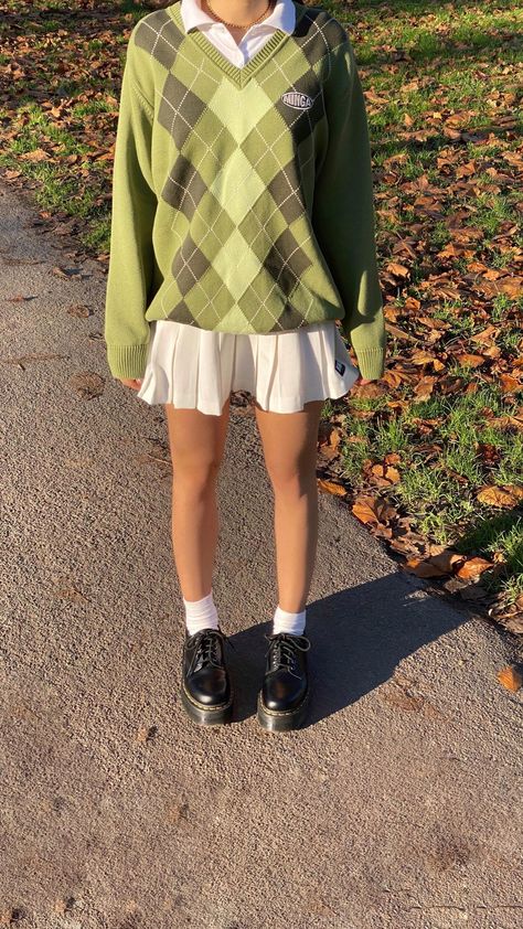 Argyle Sweater Outfit, Sweaters Y2k, Mint Green Outfits, Preppy Grunge, Colour Aesthetic, Minga London, Jumper Outfit, Y2k Tops, Knit Art