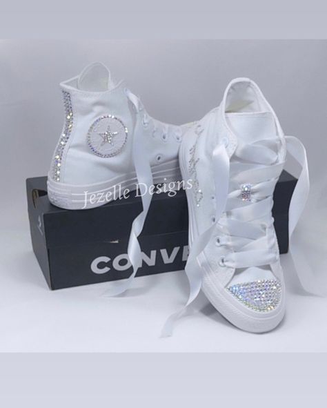 Bling Converse!  For Your SPECIAL DAY and EVERY DAY after! Style: CONVERSE CHUCK TAYLOR ALL STAR MONO GLAM HIGH TOP in all white, canvas. *Also available in leather Sizes: Listed in Women's sizes! Don't be fooled by imitations. People often refer to these as Rhinestone Bridal Shoes but they are so much more than that!  They are custom jeweled with the finest crystals on the market - SWAROVSKI CRYSTAL ELEMENTS!   💎   Approximately 600 crystals per pair, these shoes Shine like DIAMONDS! Just LOOK Quince Shoes Sneakers Champagne, Converse Quinceanera Shoes, Quince Converse, Bedazzled Shoe, Blinged Out Converse, Chuck Taylors Wedding, Wedding Converse Bride, Wedding Crocs, Bedazzled Converse