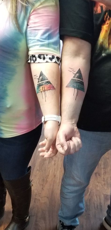 Pink Floyd, Daughter Dad Tattoo Daughter Dad Tattoos, Pink Floyd Tattoo Art, Pink Floyd Tattoos, Daughter And Dad, Pink Floyd Tattoo, Left Arm Tattoos, Dad Tattoo, Couple Tattoo, Best Guitarist