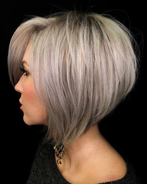 19 Trendiest Medium Layered Bob Haircuts for Shoulder-Length Hair Medium Stacked Haircuts, Medium Layered Bob Haircuts, Bob Haircut Back View, Stacked Hairstyles, Short Stacked Haircuts, Short Stacked Bob Haircuts, Stacked Haircuts, Short Blonde Bobs, Kadeřnické Trendy