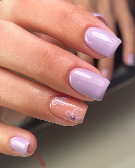 40 Trendy Dip Powder Nails to Inspire You Simple Easter Dip Powder Nails, Simple Nail Dip Designs, Natural Dip Powder Nails Short Design, Nails With Dipping Powder, Floral Dip Powder Nails, April Dip Nails Ideas 2024, Sns Dipping Powder Colors, Sns Nail Color Ideas, Dip Powder Nails With Nail Art