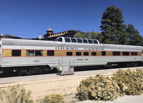 Grand Canyon Train Ride, Arizona Day Trips, Amtrak Train Travel, Iowa Road Trip, Grand Canyon Vacation, Williams Arizona, Grand Canyon Railway, Train Trips, Scenic Train Rides