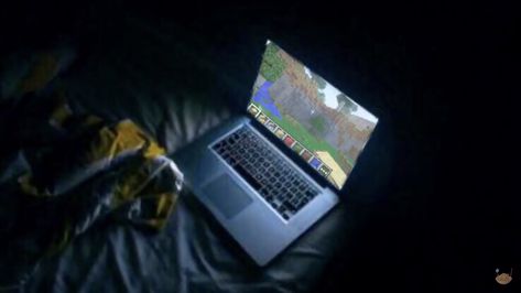 Playing Minecraft, Minecraft Aesthetic, Nostalgia Aesthetic, Minecraft Games, How To Play Minecraft, Got Game, 24 Years Old, Summer Night, Night Aesthetic