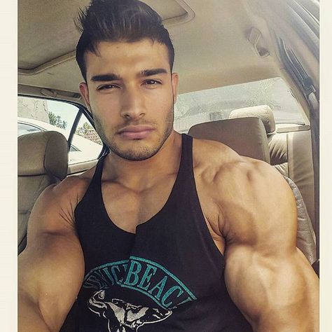 Instagram photo by @samasghari via ink361.com Sam Asghari, Baby One More Time, Big Muscles, Chest Workout, Male Form, Fresh Cut, Interesting Faces, Muscle Men, Male Model