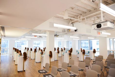 The Learning Space: Moroccanoil Academy Opens in NYC - Career - Modern Salon Logos, Beauty Academy Interior, Hair Academy Interior Design, Beauty Academy Design, Cosmetology Classroom Ideas, Makeup Academy Interior, Cosmetology Studio, Academy Design, Salon Decorating