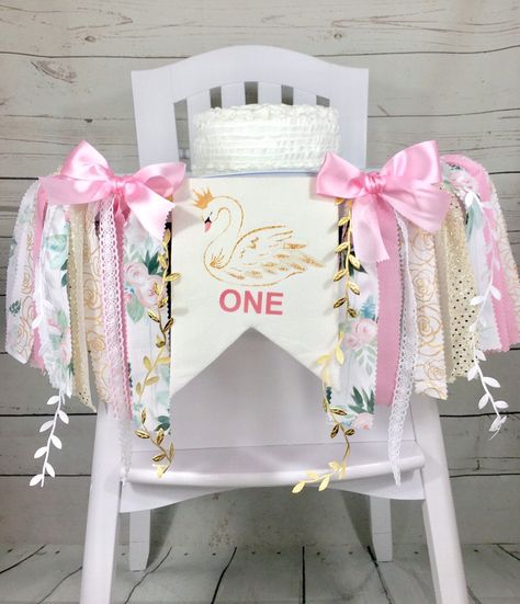 Amigurumi Patterns, Diy 1st Birthday Decorations, Beach Chairs Diy, 1st Birthday High Chair, High Chair Decorations, Diy Chair Covers, High Chair Tutu, Birthday High Chair Banner, Birthday High Chair