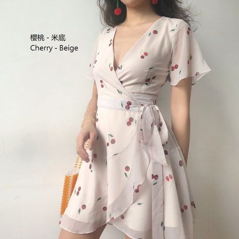 Sinora Short-Sleeve Cherry Pattern A-Line Dress | YesStyle Outfits 60s, Coquette Summer, Outfits Drawing, Outfits Coquette, Drawing Summer, Robe Diy, Style Année 70, Outfits Baggy, Dinner Summer