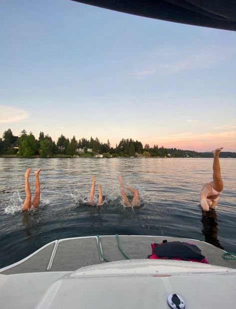 #summer #summerswim #swimming #  #lakehouse #friends #friendtrip #sunset #lakelife #boating #aestheticsummer Summer Bucket Lists, Lake Trip, Summer Lake, Lake Pictures, Summer Plans, Summer Goals, Summer Bucket, Summer Feeling, Summer Dream